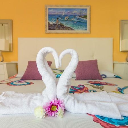 Villa Bella Lucia 3. Piscina Climatizada, Wifi, Bbq. คอร์ราเลโฮ ภายนอก รูปภาพ