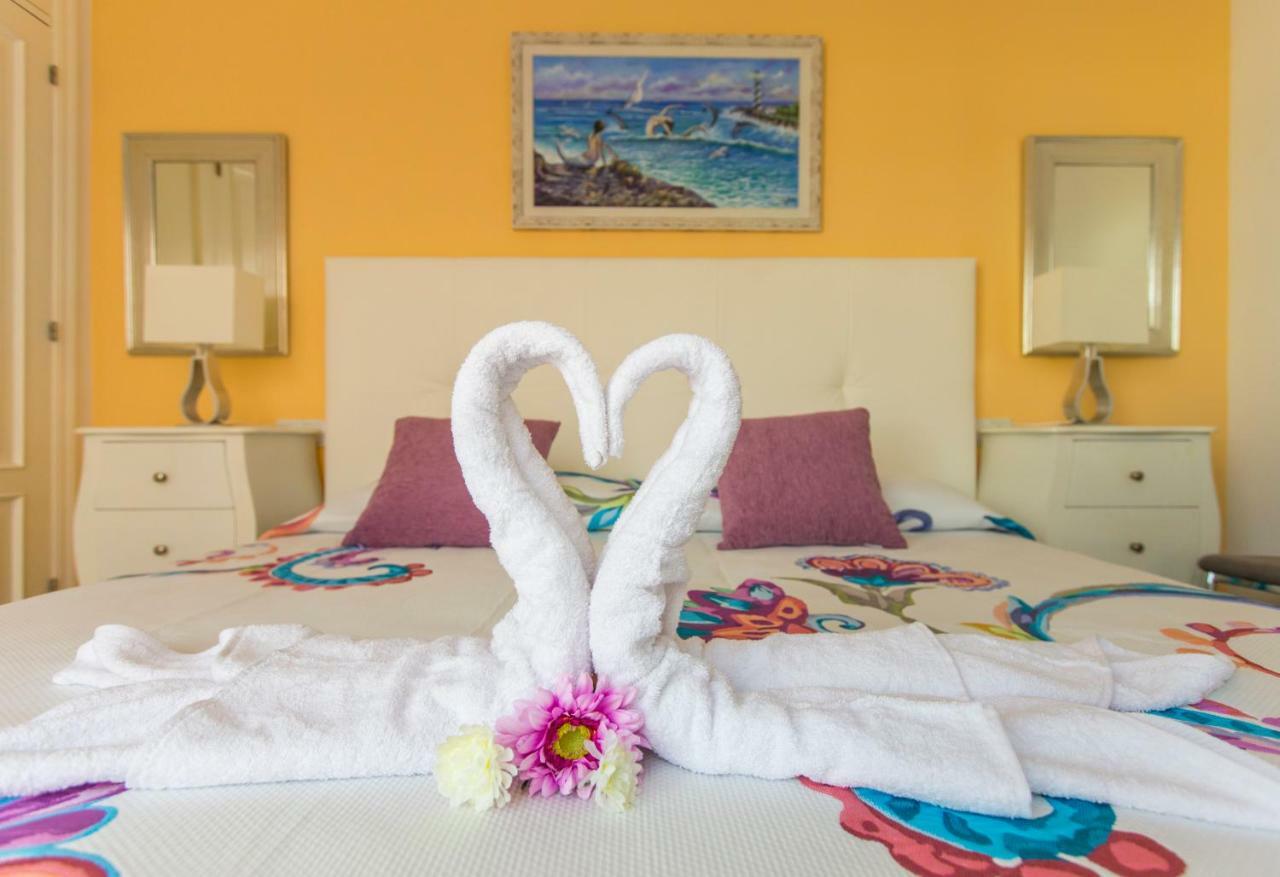 Villa Bella Lucia 3. Piscina Climatizada, Wifi, Bbq. คอร์ราเลโฮ ภายนอก รูปภาพ